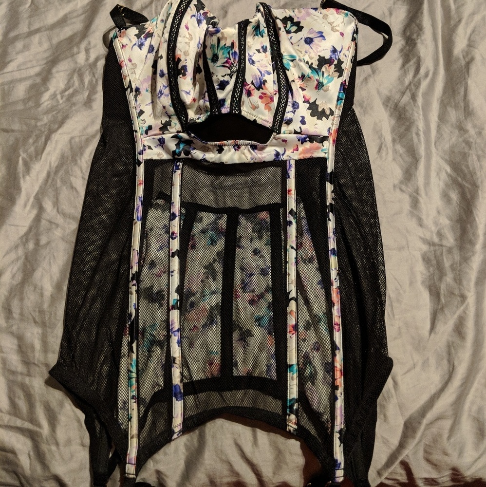 NWT Victoria's Secret Chemise 36D